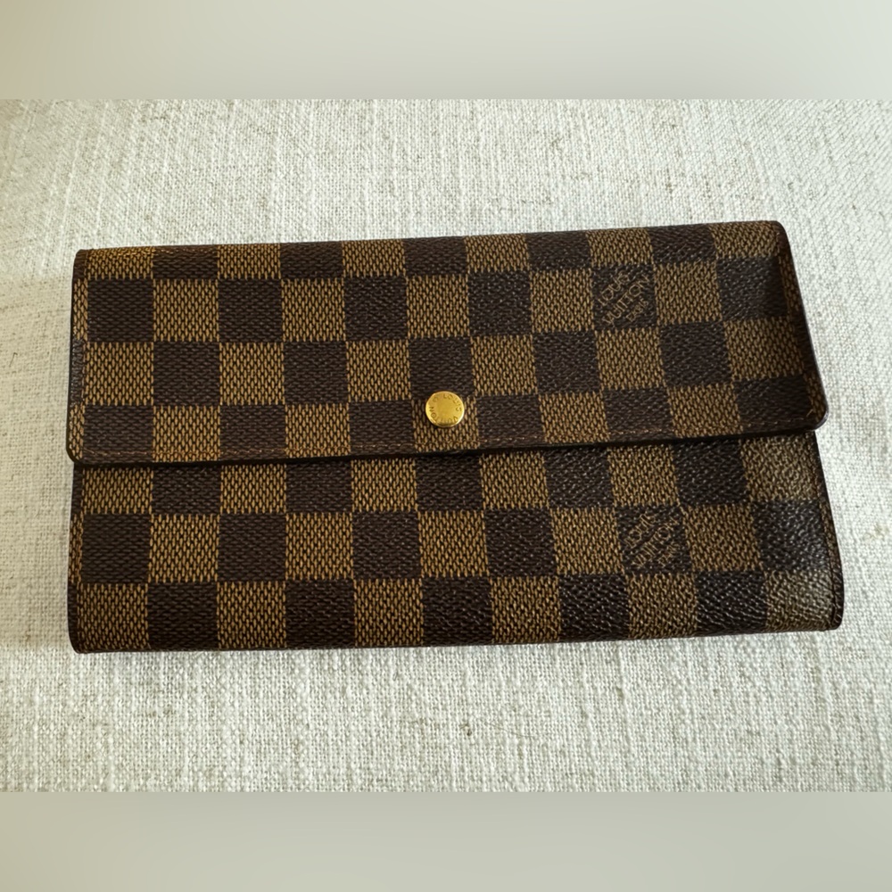 Louis Vuitton Damier Portefeuille Sarah Wallet